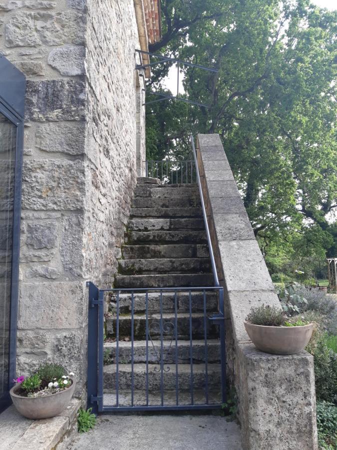 La Tourelle 82 Saint-Antonin Exterior foto